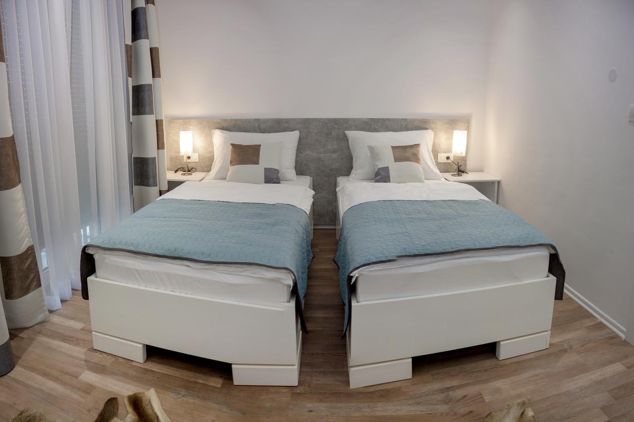 Villa Onix Bihac Luaran gambar