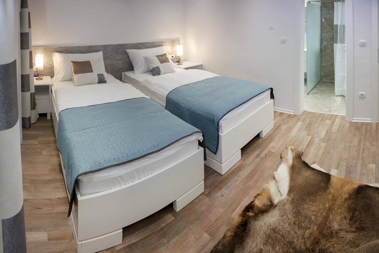 Villa Onix Bihac Luaran gambar