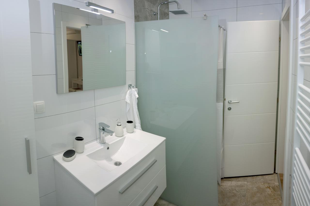 Villa Onix Bihac Luaran gambar